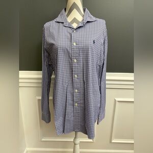 Polo Ralph Lauren performance size large button down shirt
